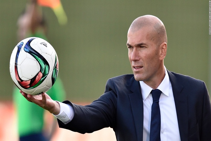 Zinedine Zidane Perpanjang Kontrak dengan Real Madrid ??