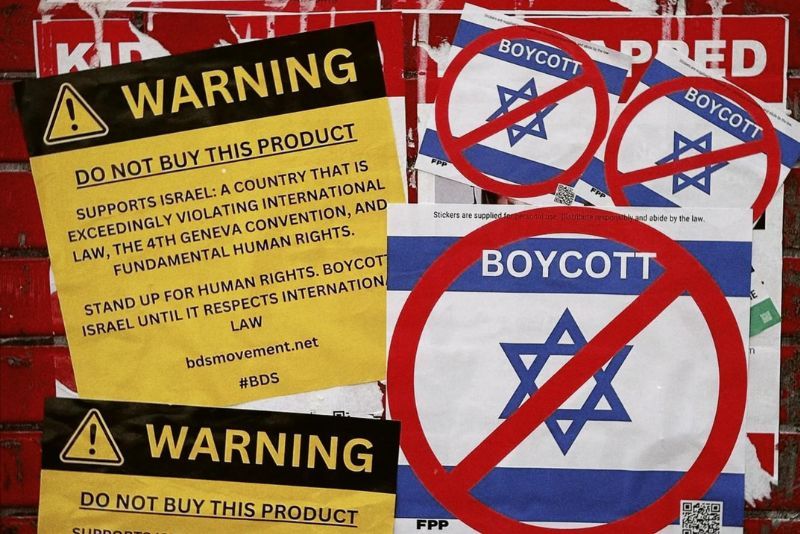 Bapak dan Anak Asal Israel Dianiaya Gegara Lepas Stiker Anti-Israel di Belgia