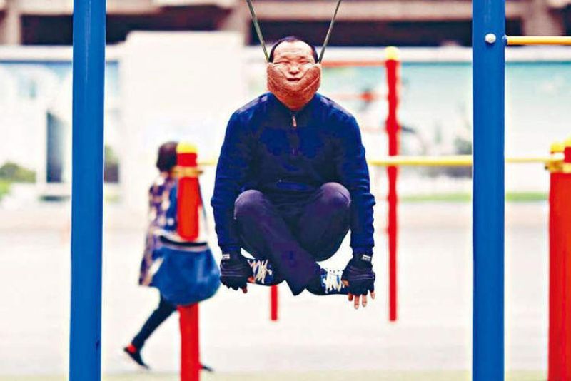 Pria China Tewas Saat Melakukan Olahraga Kontroversial 'Ayunan Leher' seperti Ini