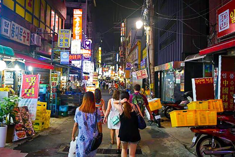 Pasar Malam Terkenal di Korea Selatan