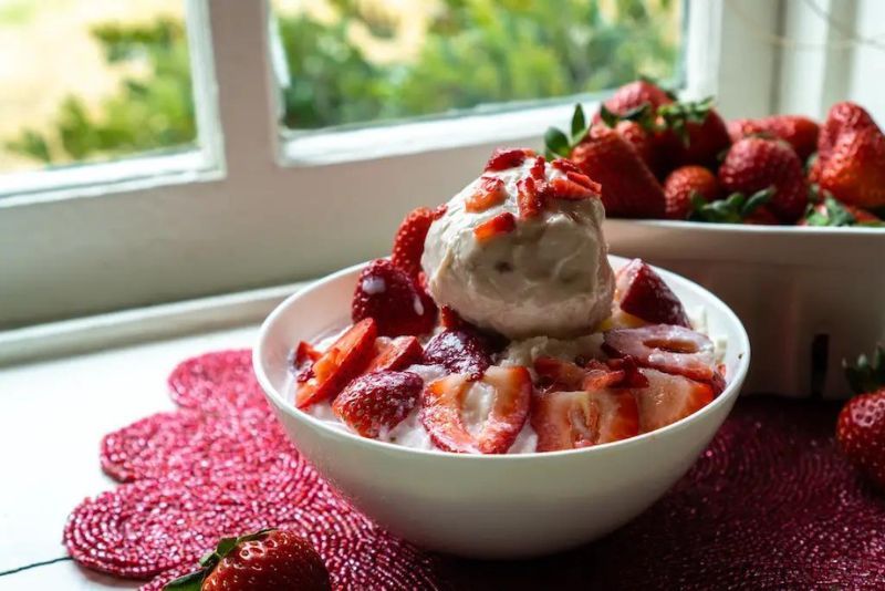 Resep Strawberry Bingsu yang Segar dan Manis