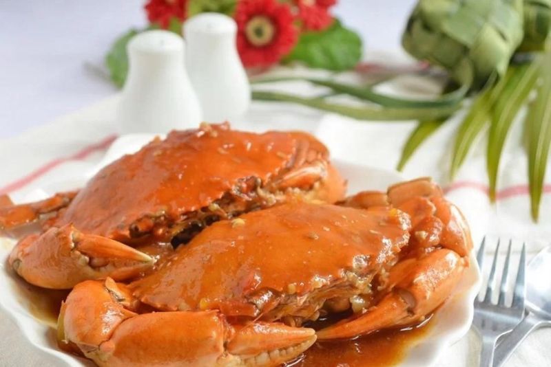 Kepiting Kukus dengan Jahe dan Bawang Putih