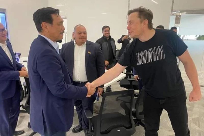 Elon Musk Disambut Hangat di Bali oleh Menko Marves Luhut Binsar Pandjaitan