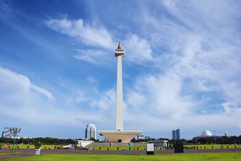 Potret Monas