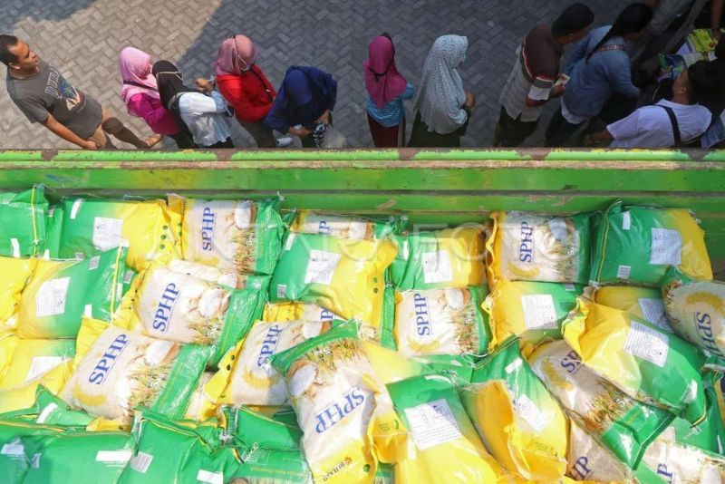 Bos Bulog Ungkap Beras 'Murah' Tersalur 752 Ribu Ton per Juni 2024