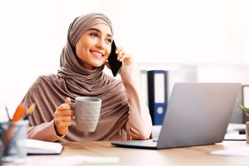 Wanita Bekerja dalam Islam: Apakah Boleh untuk Cari Nafkah?