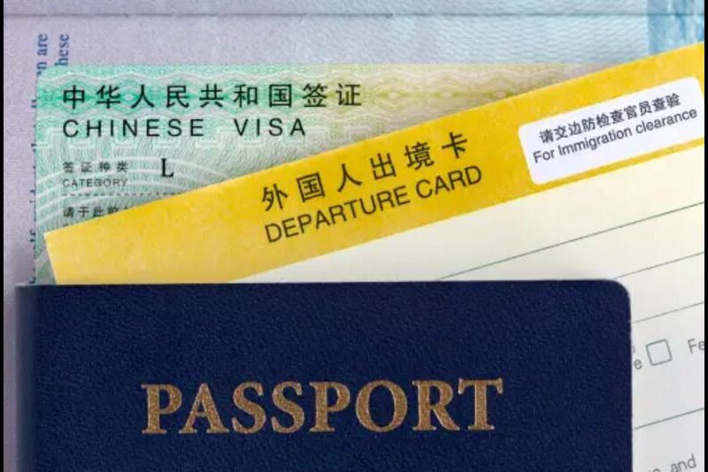 Pegiat Media Sosial Terlibat Kasus Visa Haji Ilegal, Bagaimana Biaya yang Ditawarkan?