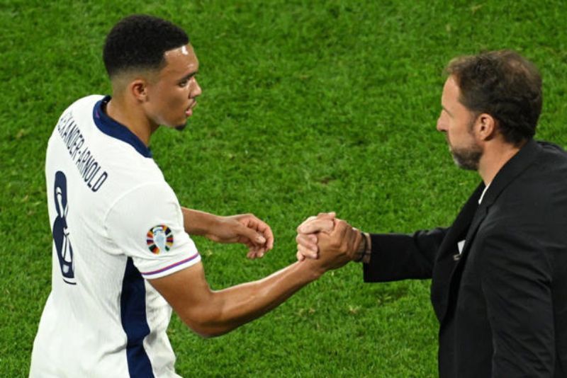 Trent Alexander-Arnold Gareth Southgate Euro 2024