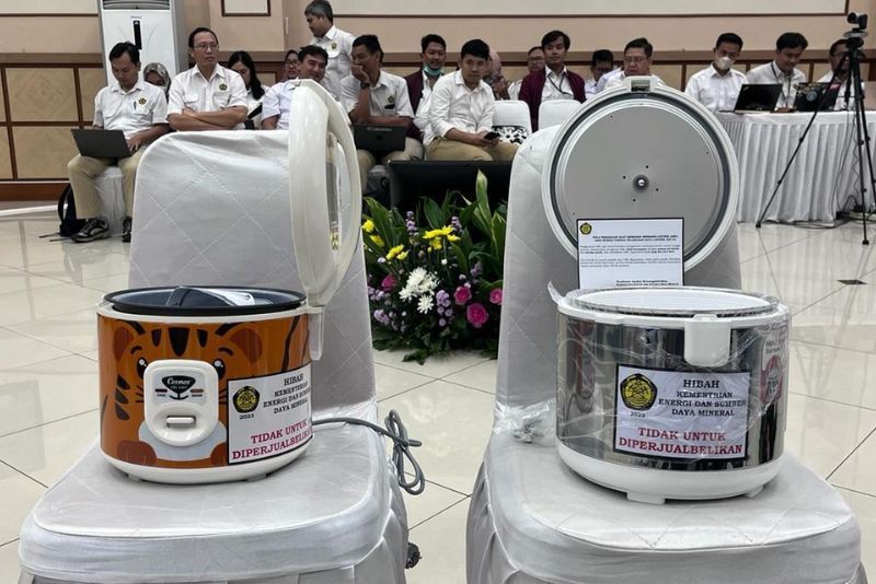 Pemerintah Lanjutkan Bagi-Bagi "Rice Cooker" Gratis dengan Anggaran Rp 85 Miliar