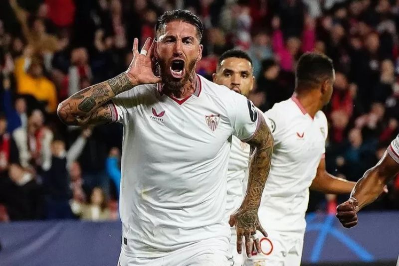 Sergio Ramos Jadi Pengganti Raphael Varane di Manchester United?