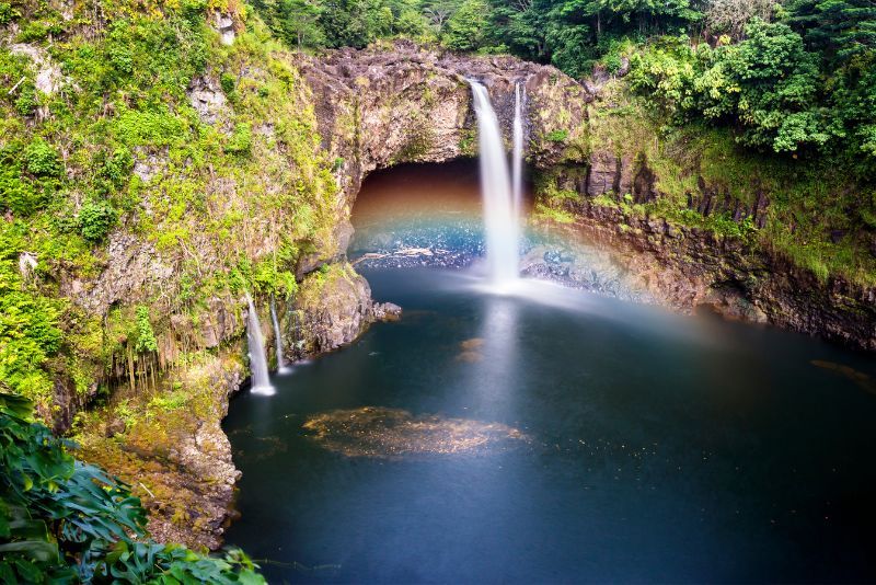 Menyaksikan Keindahan Air Terjun Pelangi: Pesona Alam yang Memukau