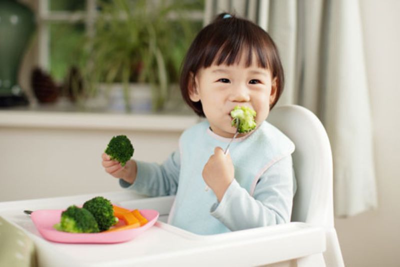 Pilihan Nutrisi yang Baik untuk Tumbuh Kembang