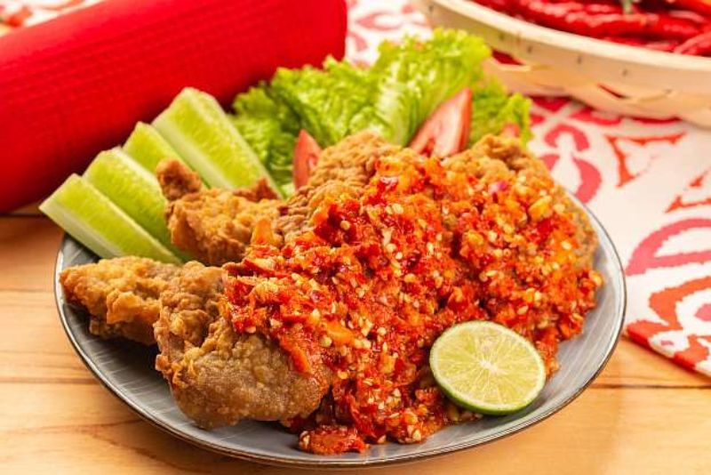 Nikmatnya Ayam Geprek