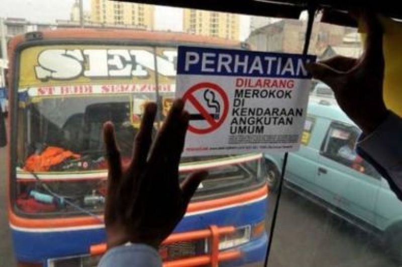 Kementerian Perhubungan Mempersiapkan Aturan Larangan Merokok di Area Transportasi Publik