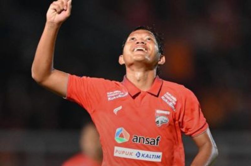 Adam Alis Resmi Dipinjam oleh Persib Bandung Selama 6 Bulan di Bursa Transfer Liga 1