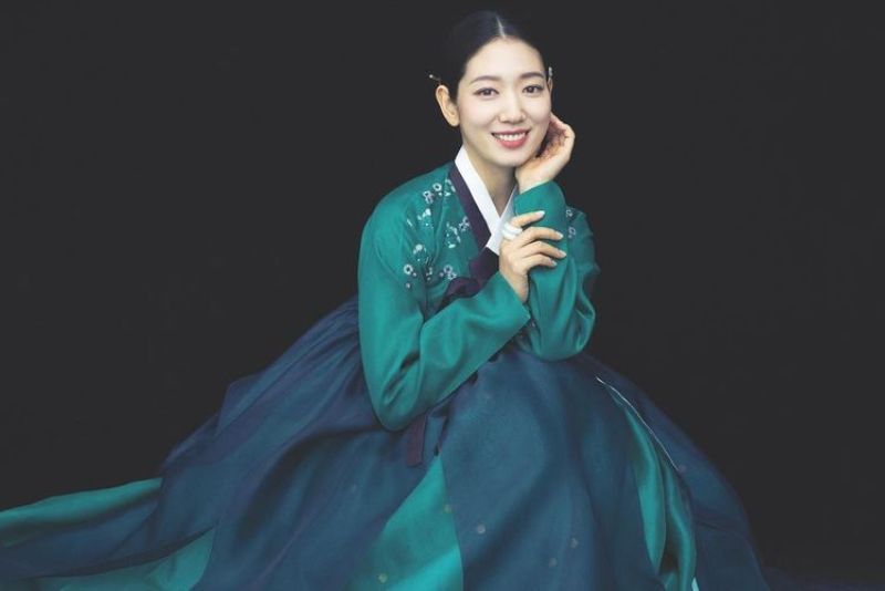 Hanbok: Keindahan dan Makna di Balik Pakaian Tradisional Korea