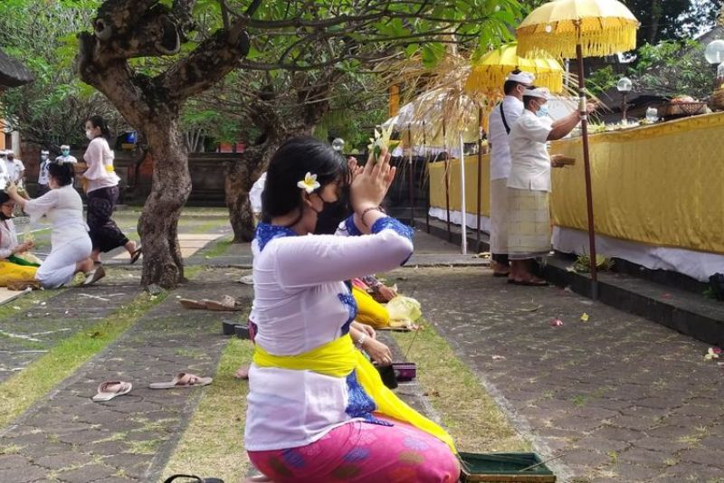 Mengenal Upacara Saraswati: Peringatan Dewi Ilmu Pengetahuan