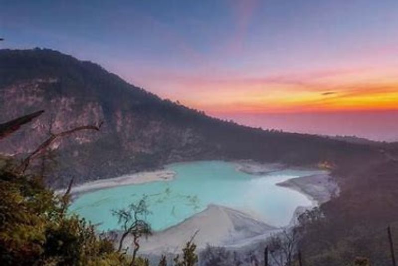 Kawah Putih Ciwidey