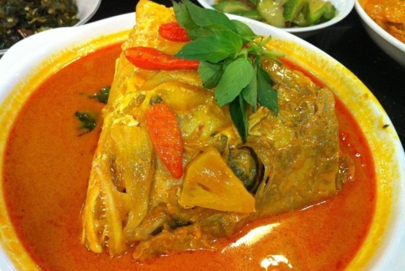 Resep Gulai Kepala Ikan Kakap Enak dan Gurih