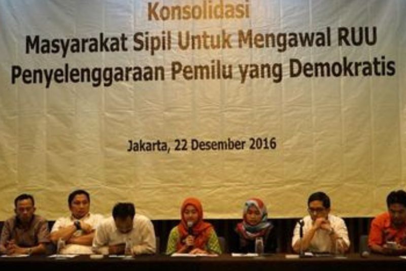 Pentingnya Partisipasi Masyarakat dalam Pengambilan Keputusan Publik