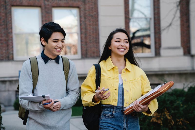 Cerita Inspiratif: Perjuangan Mahasiswa untuk Meraih Mimpi di Luar Negeri