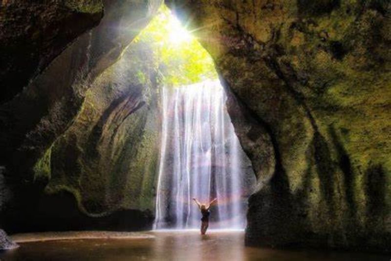 Menemukan Dunia di Balik Air Terjun: Cerita dari Alam Tersembunyi