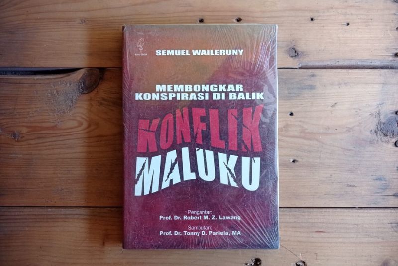 Membongkar Konspirasi: Buku yang Menggugah Rasa Penasaran