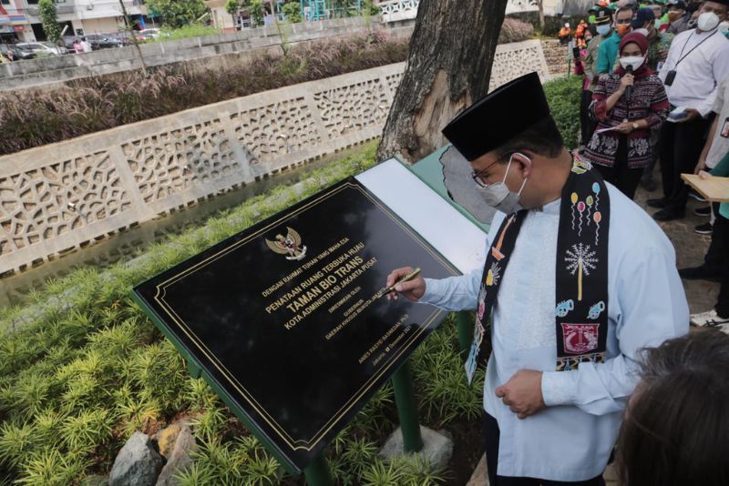 Anies Baswedan dan Isu Lingkungan: Upaya Pelestarian dan Kebijakan Hijau