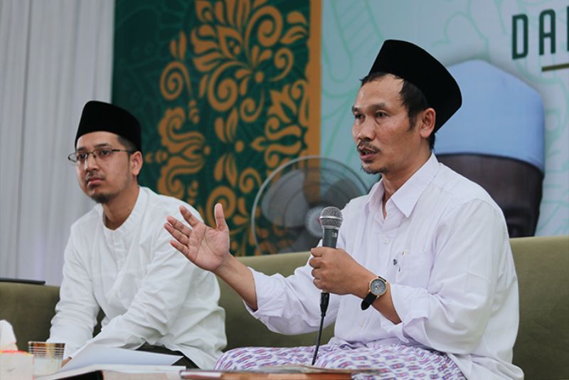 Kajian Fiqh dan Tafsir oleh Gus Baha: Penjelasan dan Interpretasi Modern