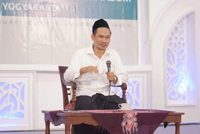 Peran Gus Baha dalam Pendidikan Islam: Mengembangkan Pesantren dan Madrasah