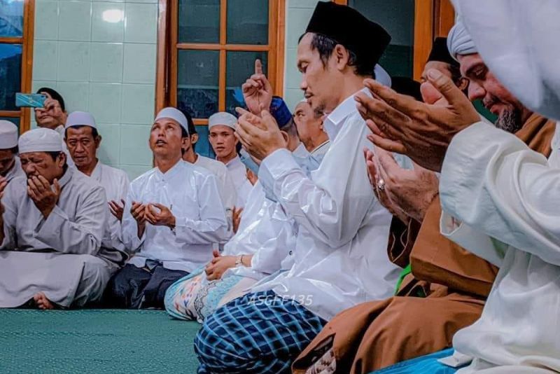 Perjalanan Spiritual Gus Baha: Inspirasi dan Transformasi Pribadi