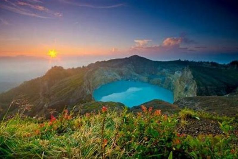 Danau Kelimutu