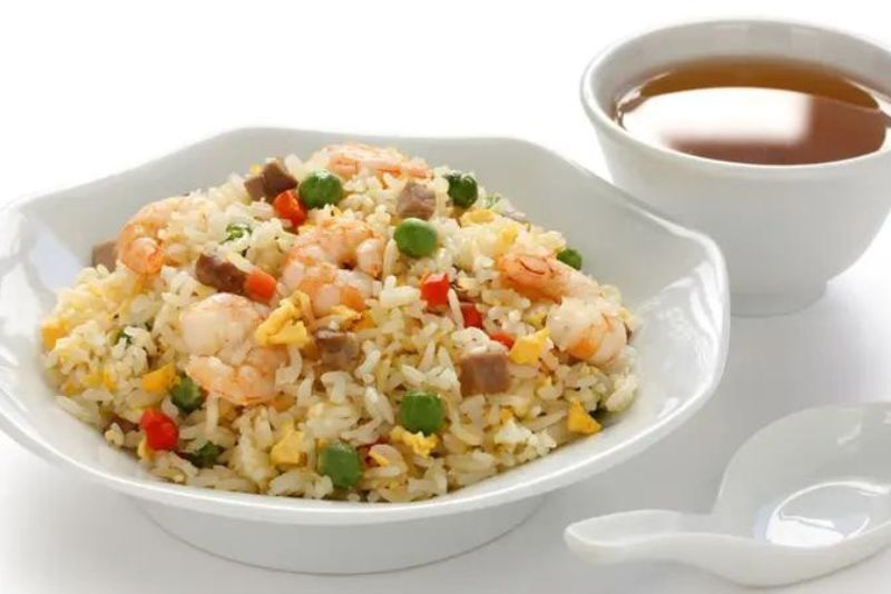 dari Hidangan Nasi Goreng Yangzhou