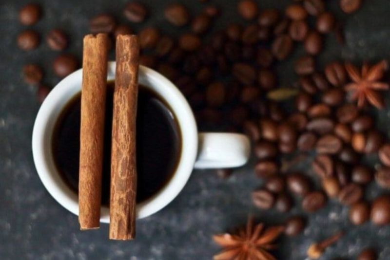 Mengonsumsi Kopi dengan Kayu Manis untuk Meningkatkan Kesehatan Otak