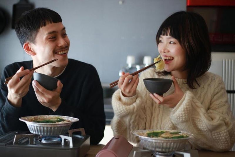 Meski Suka Makan, Begini Cara Orang Jepang Hindari Perut Buncit