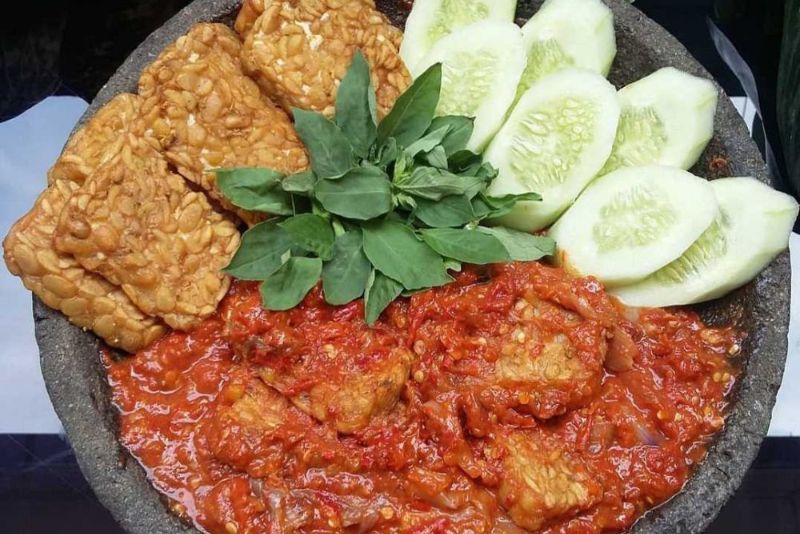 Resep Tempe Penyet yang Nikmat dan Pedas