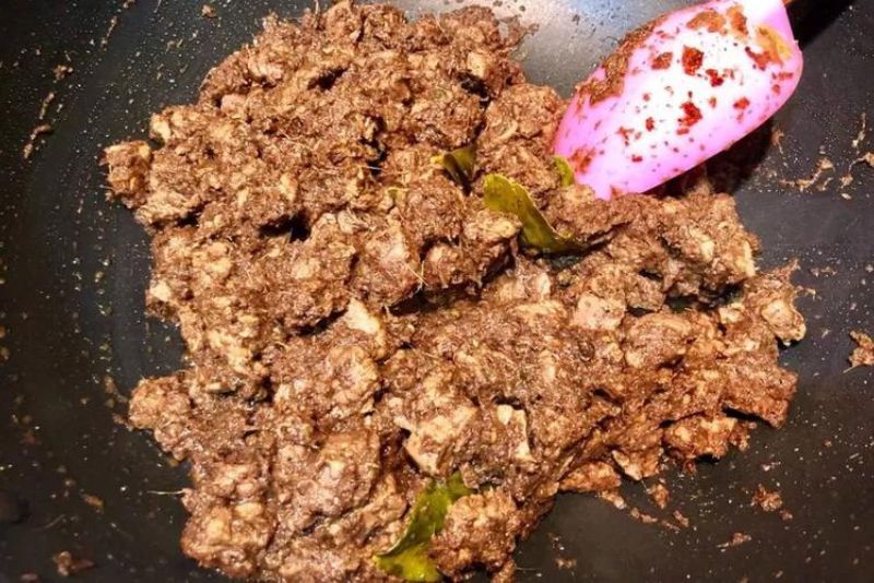 Kuliner Tradisional Batak Saksang Tempe