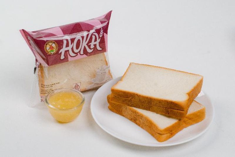 Salah satu produk roti Aoka.