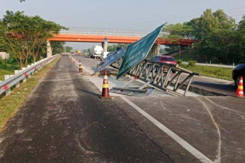 Saksi Dengar Suara Ini saat Bus Rombongan Dosen Universitas Pamulang Alami Kecelakaan di Tol Cipali