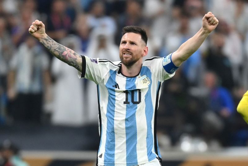 Lionel Messi Digendong Martinez Saat Timnas Argentina Lolos Semifinal Copa America 2024