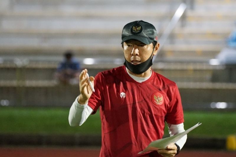 Kisah Shin Tae-yong Selalu Hentikan Latihan Saat Adzan Berkumandang