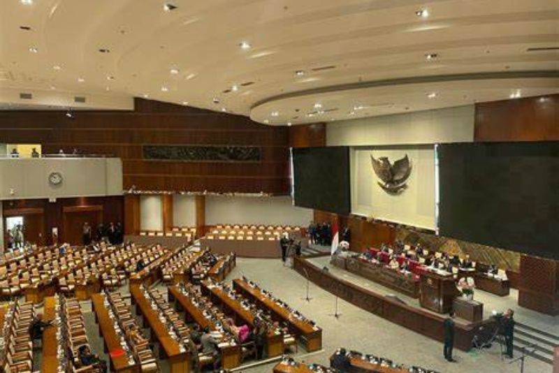 Revisi UU Pilkada 2024 Batal Disahkan DPR RI, Tetap Pakai Putusan MK