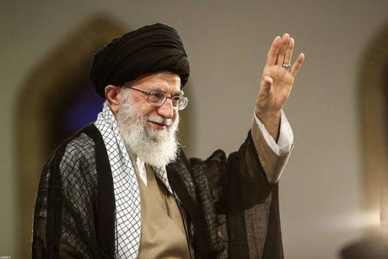 Pemimpin Tertinggi Iran Khamenei Perintahkan Serang Langsung Israel