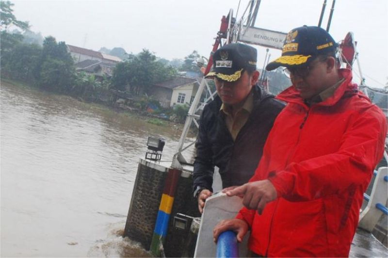 mengatasi banjir -anies.jpeg