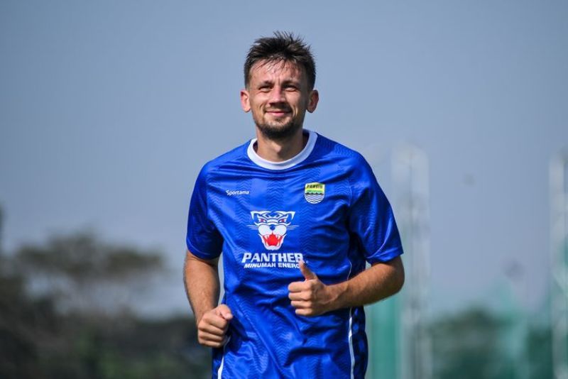 Ingin Kabulkan Keinginan Bobotoh, Mateo Kocijan Siap Bawa Persib Bandung Juara Liga 1 2024-2025