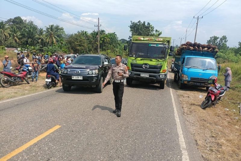 Gagal Nyalip Truk, Bocah 14 Tahun Tewas di Jambi