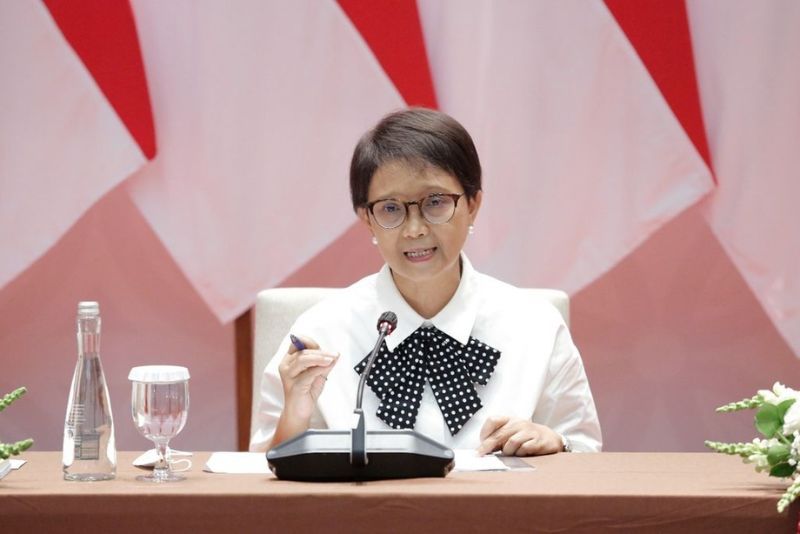 Menlu Retno Pastikan Kondisi WNI Aman Pasca Kerusuhan di Inggris