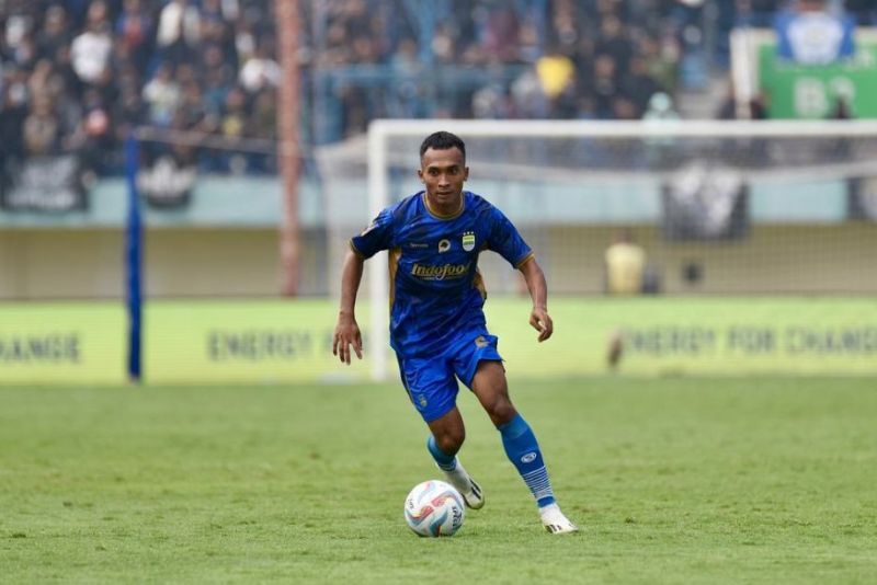 Robi Darwis Dikritik Bobotoh, Pelatih Persib Bandung Bojan Hodak Pasang Badan