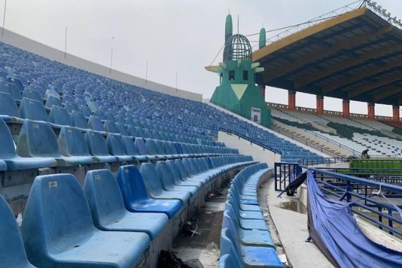 Kondisi Stadion Si Jalak Harupat pasca kerusuhan oknum suporter Persib Bandung