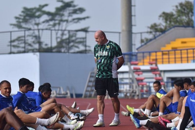 Pelatih Persib Bandung, Bojan Hodak